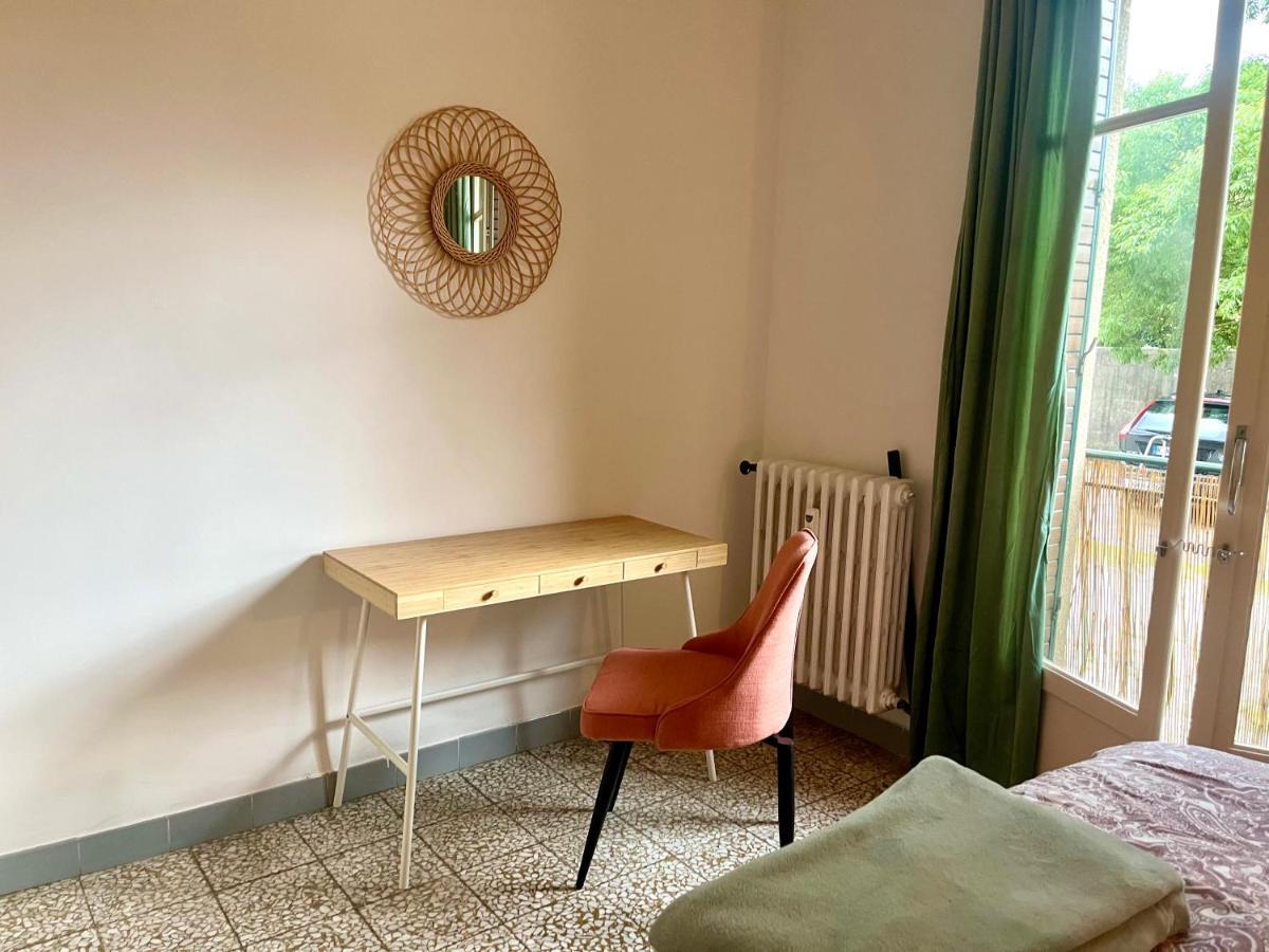 Bel Lumineux Et Calme A 10min A Pied Du Centre Aix Avec Parking Et Air Conditionne Appartement