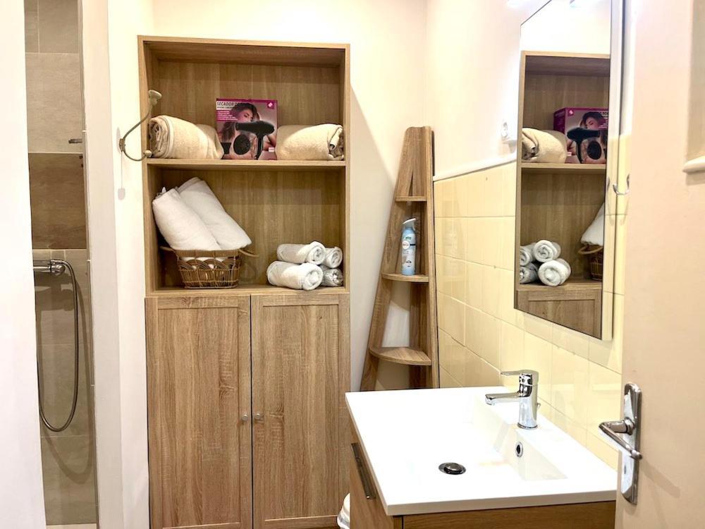 Appartement Bel Lumineux Et Calme A 10min A Pied Du Centre Aix Avec Parking Et Air Conditionne