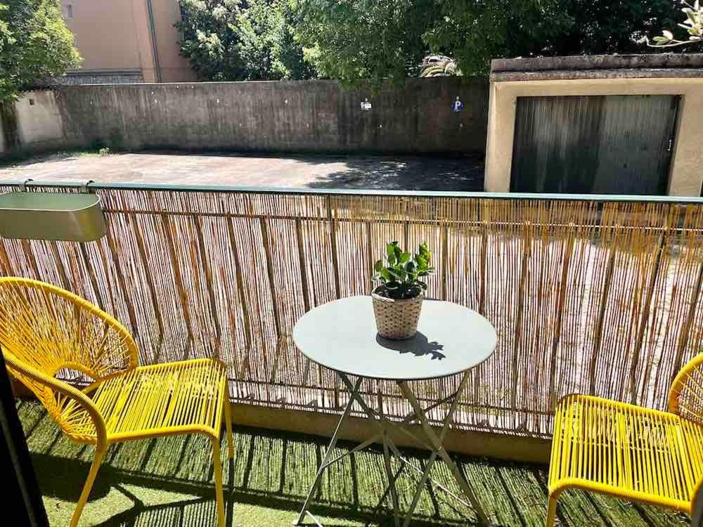 Bel Lumineux Et Calme A 10min A Pied Du Centre Aix Avec Parking Et Air Conditionne Apartment Aix-en-Provence